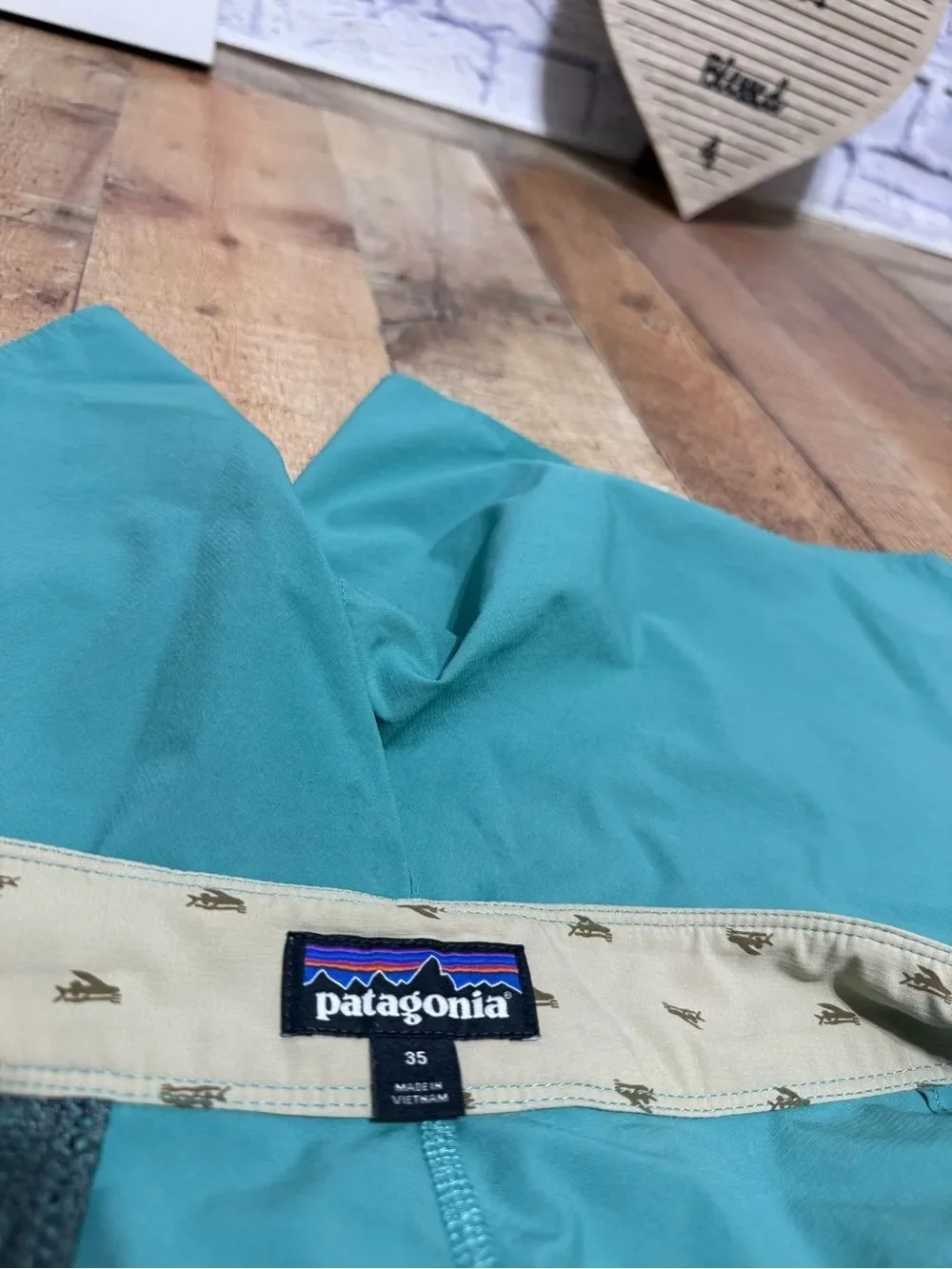 Patagonia Board Shorts Mens 35 Teal Light & Variable Swim Beach Travel